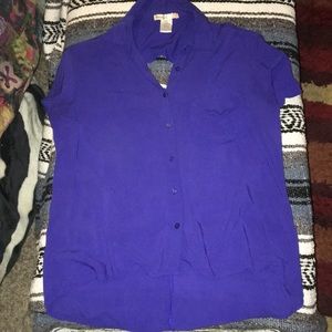 Short sleeve button down t-shirt with open back